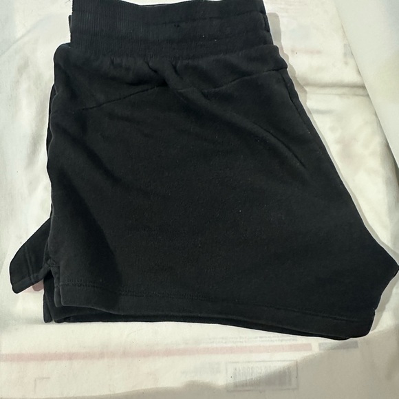 Puma Black Athletic Shorts Women 1X - Picture 4 of 7